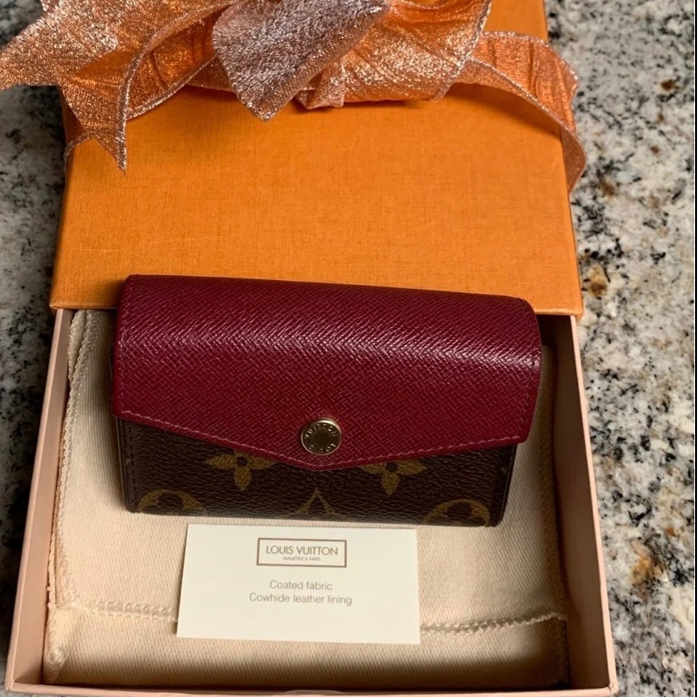❌SOLD❌Louis Vuitton Multi Sarah MNG Fuchsia Wallet🌺 - Picture 1 of 12